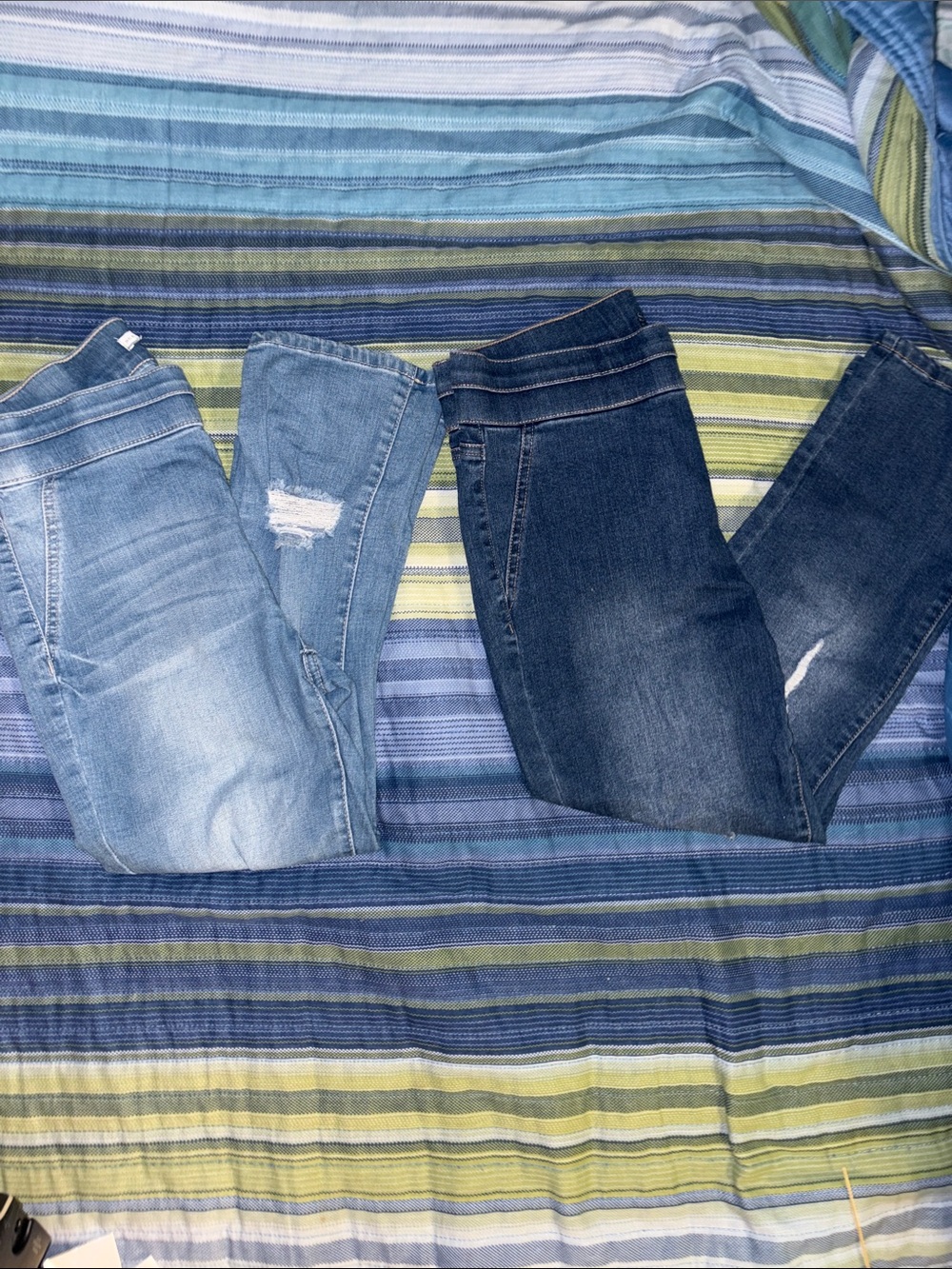 “New York & Company SoHo High Waist Cropped Legging Jeans” Bundle (in EUC)!